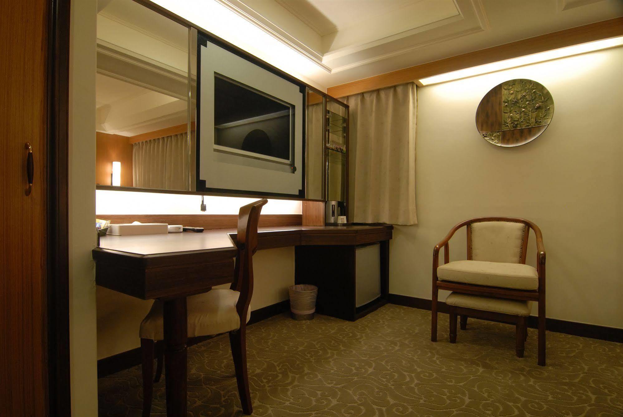 On Sight Inn Taichung Exterior foto